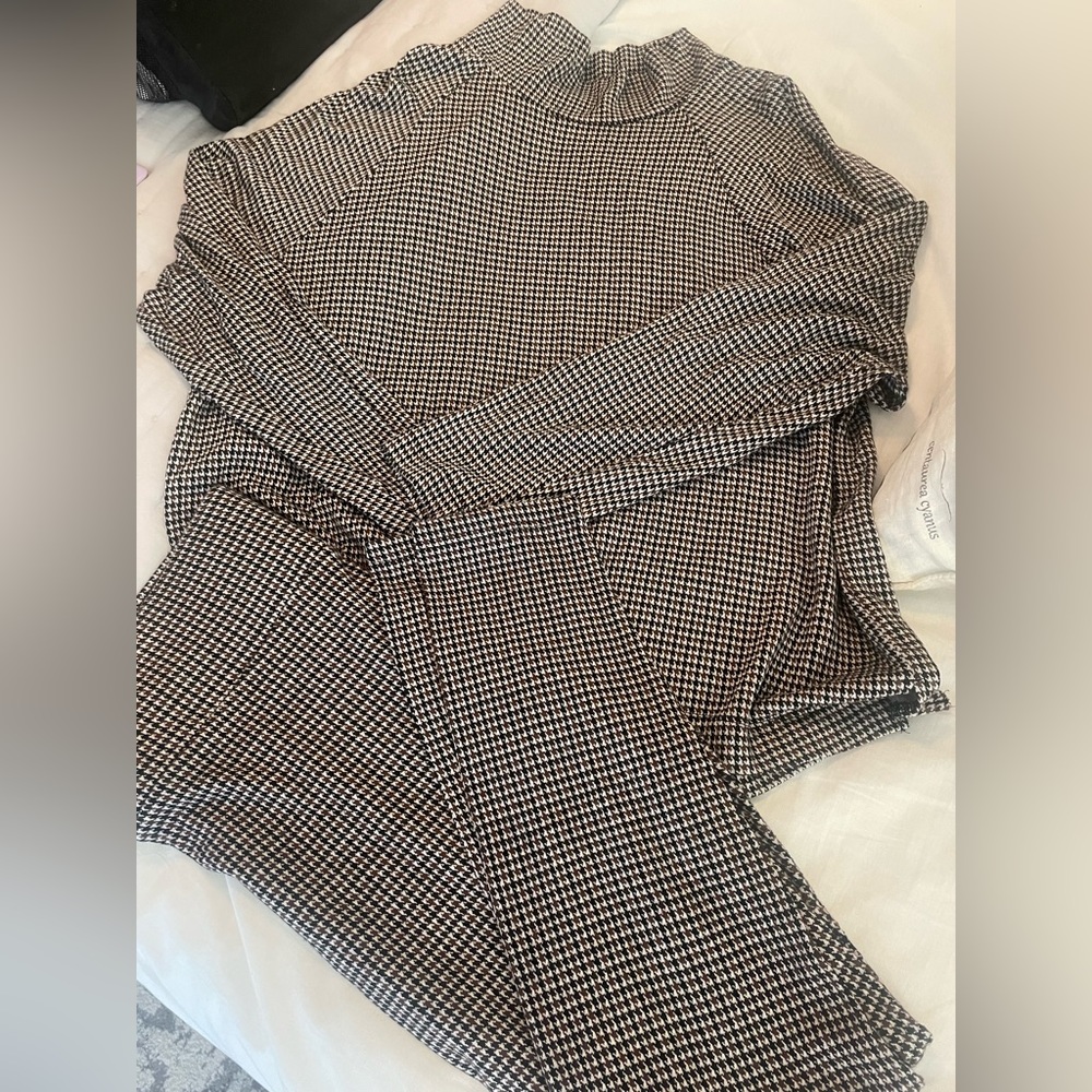 Lou and Grey lounge set
